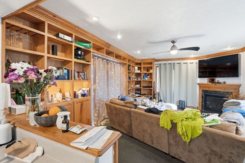 Tiny photo for 1228 Dover Court, Davenport, IA 52803 (MLS # 12581434)