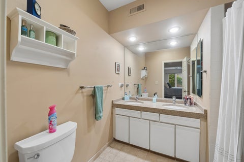 Tiny photo for 1214 Gulfstream Parkway #19B, Libertyville, IL 60048 (MLS # 12734218)