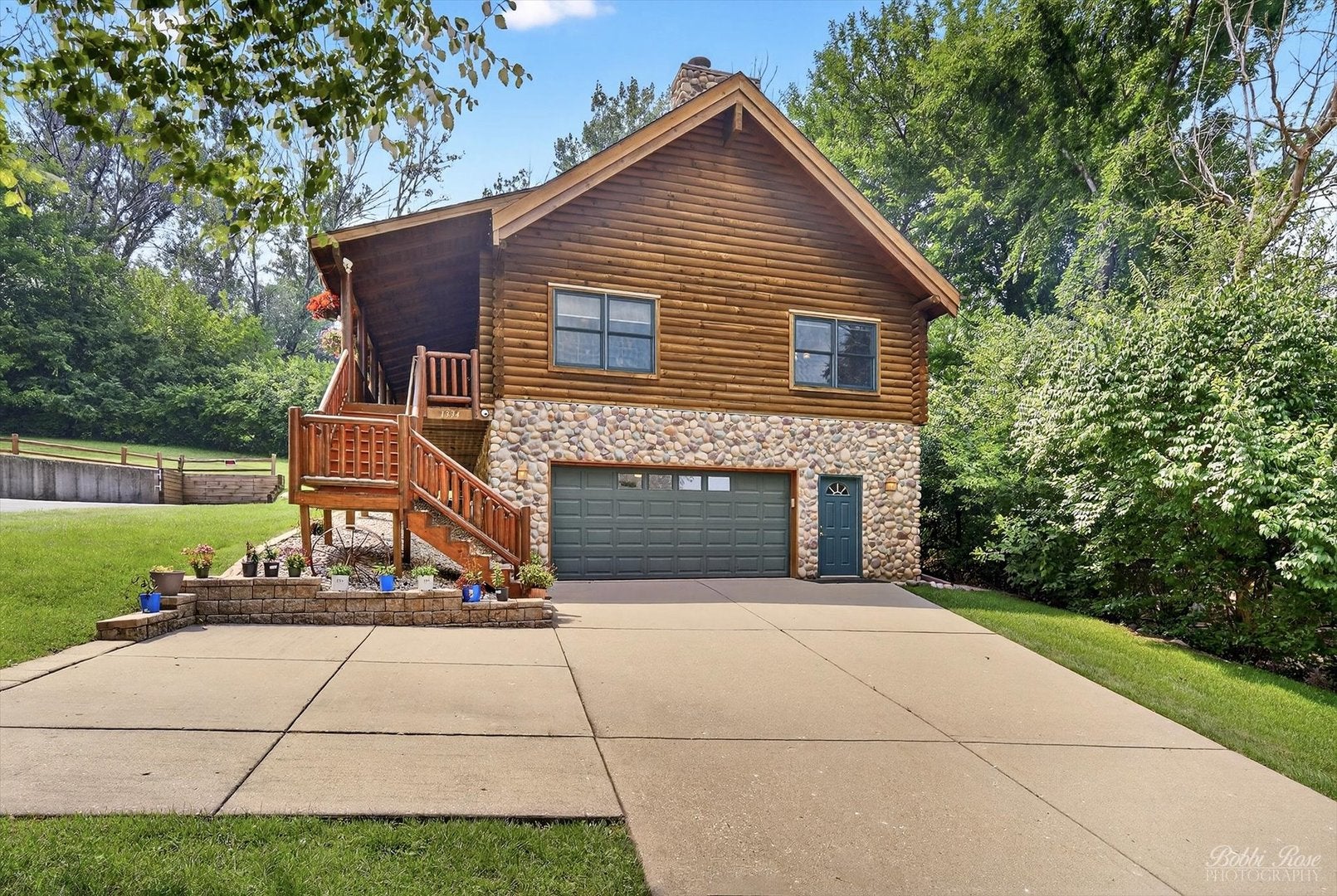 1334 Hillside view