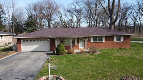 Photo of 2775 E Riverview Drive, Kankakee, IL 60901 (MLS # 12323843)
