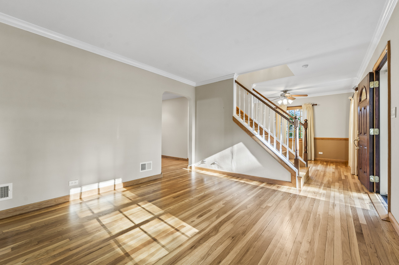 107 N Elmhurst Avenue