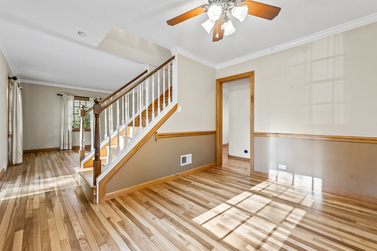 107 N Elmhurst Avenue