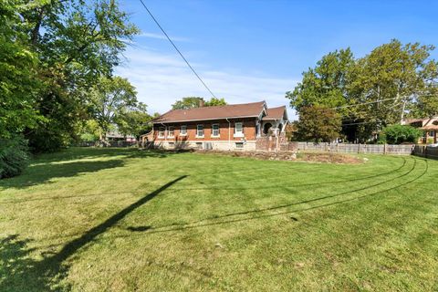 Tiny photo for 810 W Marion Street, Joliet, IL 60436 (MLS # 12479931)