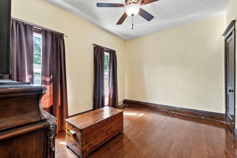 Tiny photo for 810 W Marion Street, Joliet, IL 60436 (MLS # 12479931)