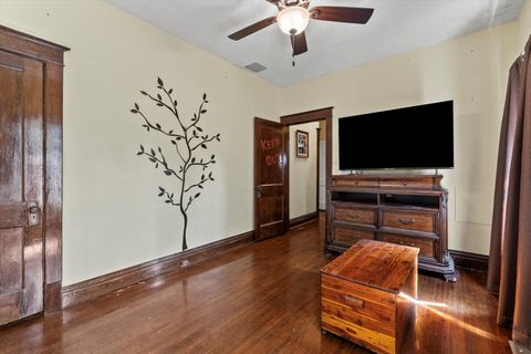 Tiny photo for 810 W Marion Street, Joliet, IL 60436 (MLS # 12479931)