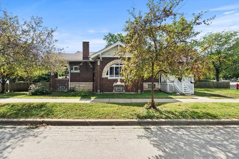 Tiny photo for 810 W Marion Street, Joliet, IL 60436 (MLS # 12479931)