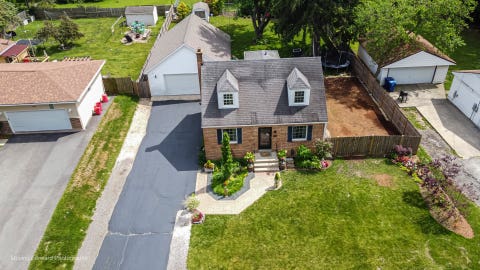 Tiny photo for 2211 N Bonnie Brook Lane, Waukegan, IL 60087 (MLS # 12736266)