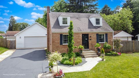 Photo of 2211 N Bonnie Brook Lane, Waukegan, IL 60087 (MLS # 12736266)