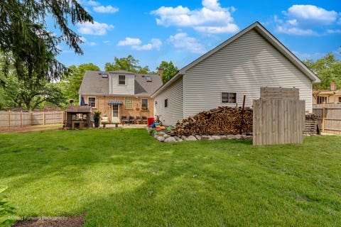 Tiny photo for 2211 N Bonnie Brook Lane, Waukegan, IL 60087 (MLS # 12736266)