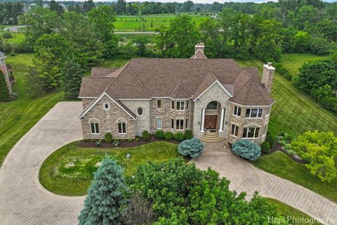 Photo of 39 Forest Lane, South Barrington, IL 60010 (MLS # 12488943)