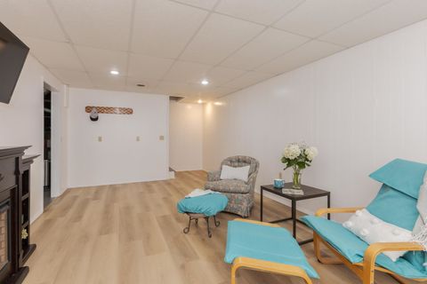 Tiny photo for 8 Edgewood Court, Bloomington, IL 61701 (MLS # 12496942)