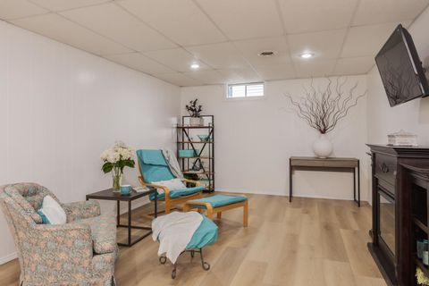 Tiny photo for 8 Edgewood Court, Bloomington, IL 61701 (MLS # 12496942)