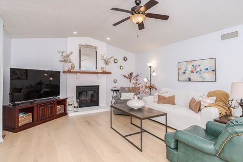 Tiny photo for 8 Edgewood Court, Bloomington, IL 61701 (MLS # 12496942)