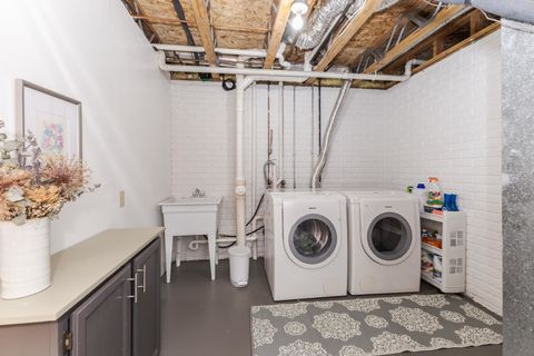 Tiny photo for 8 Edgewood Court, Bloomington, IL 61701 (MLS # 12496942)