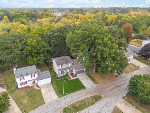 Tiny photo for 8 Edgewood Court, Bloomington, IL 61701 (MLS # 12496942)