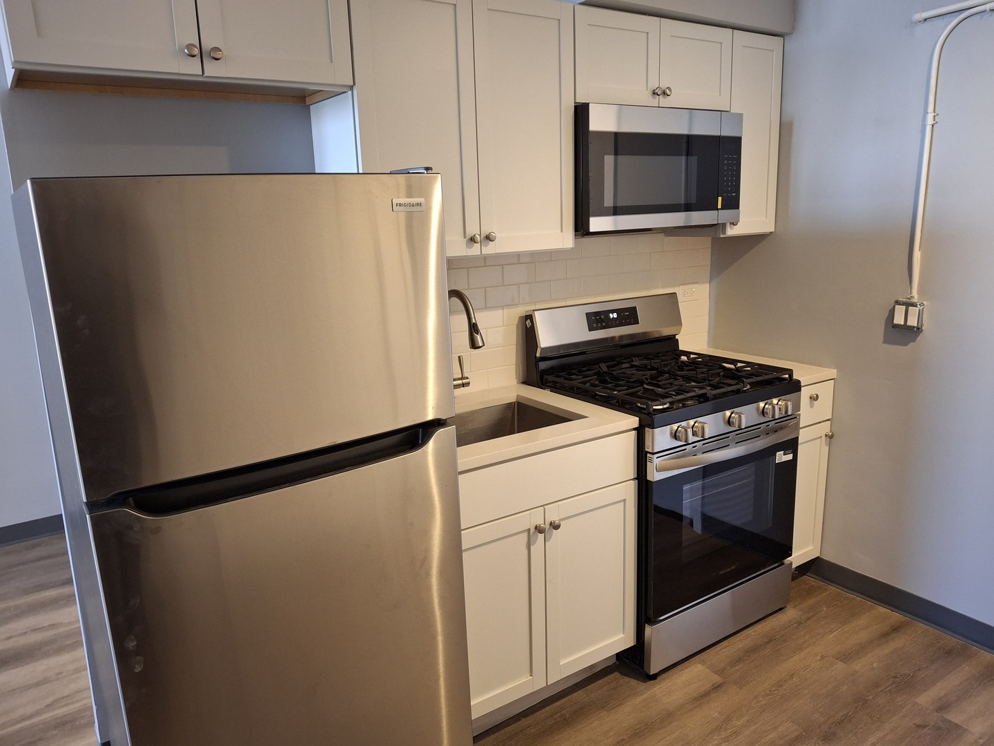 3149 W Wellington Avenue 1