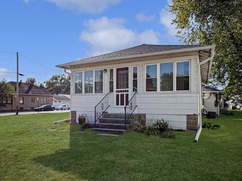 Tiny photo for 1902 Chicago Avenue, Savanna, IL 61074 (MLS # 12486994)