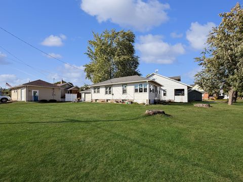 Tiny photo for 1902 Chicago Avenue, Savanna, IL 61074 (MLS # 12486994)