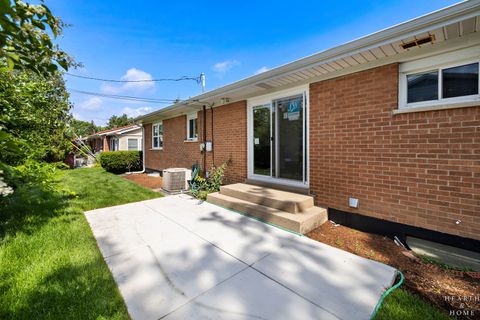 Tiny photo for 49 King Lane, Des Plaines, IL 60016 (MLS # 12675288)