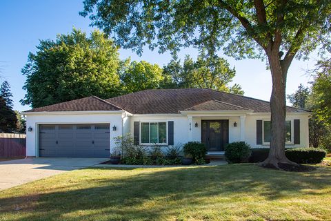 Tiny photo for 619 W End Road, Roselle, IL 60172 (MLS # 12541216)