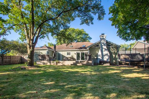 Tiny photo for 619 W End Road, Roselle, IL 60172 (MLS # 12541216)