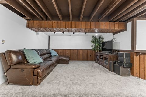 Tiny photo for 619 W End Road, Roselle, IL 60172 (MLS # 12541216)