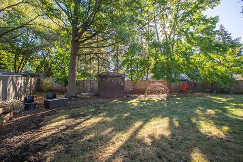 Tiny photo for 619 W End Road, Roselle, IL 60172 (MLS # 12541216)