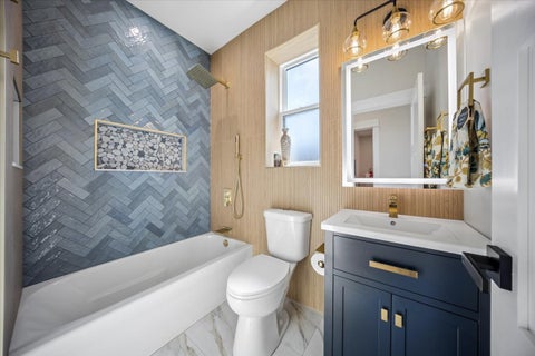Tiny photo for 7048 26th Parkway, Berwyn, IL 60402 (MLS # 12781216)