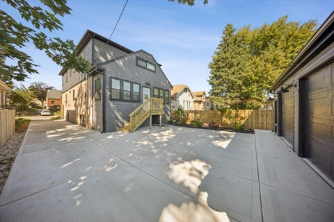 Tiny photo for 7048 26th Parkway, Berwyn, IL 60402 (MLS # 12781216)