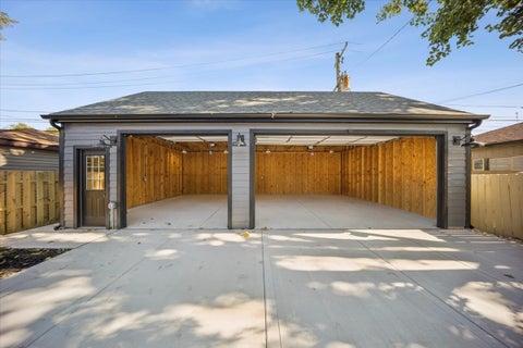 Tiny photo for 7048 26th Parkway, Berwyn, IL 60402 (MLS # 12781216)