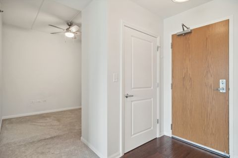 Tiny photo for 1199 E Port Clinton Road #607, Vernon Hills, IL 60061 (MLS # 12646583)