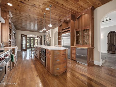 Tiny photo for 48 FOREST GATE Circle, Oak Brook, IL 60523 (MLS # 12532017)