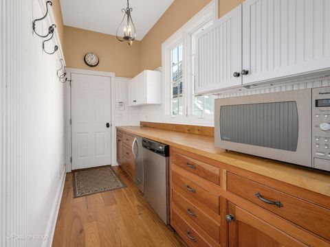 Tiny photo for 48 FOREST GATE Circle, Oak Brook, IL 60523 (MLS # 12532017)