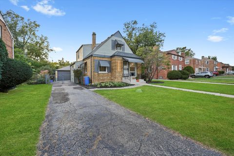 Tiny photo for 2428 S 19th Avenue, Broadview, IL 60155 (MLS # 12496109)