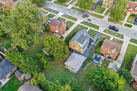 Tiny photo for 2428 S 19th Avenue, Broadview, IL 60155 (MLS # 12496109)