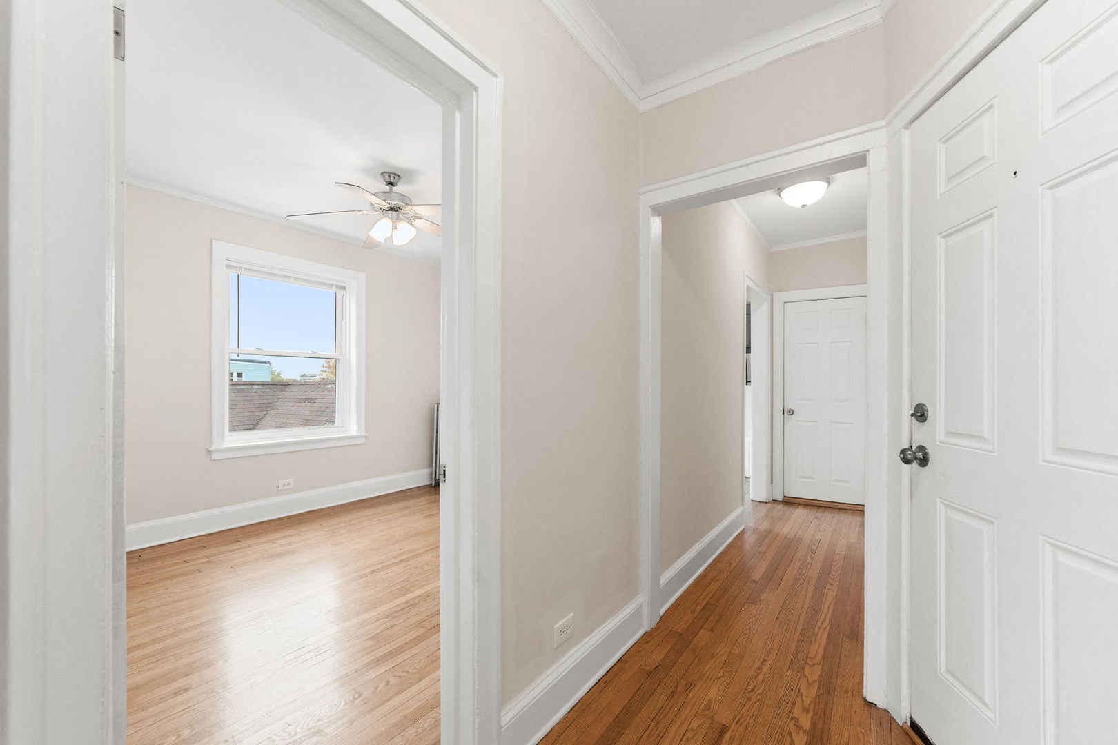 3608 W DICKENS Avenue 3