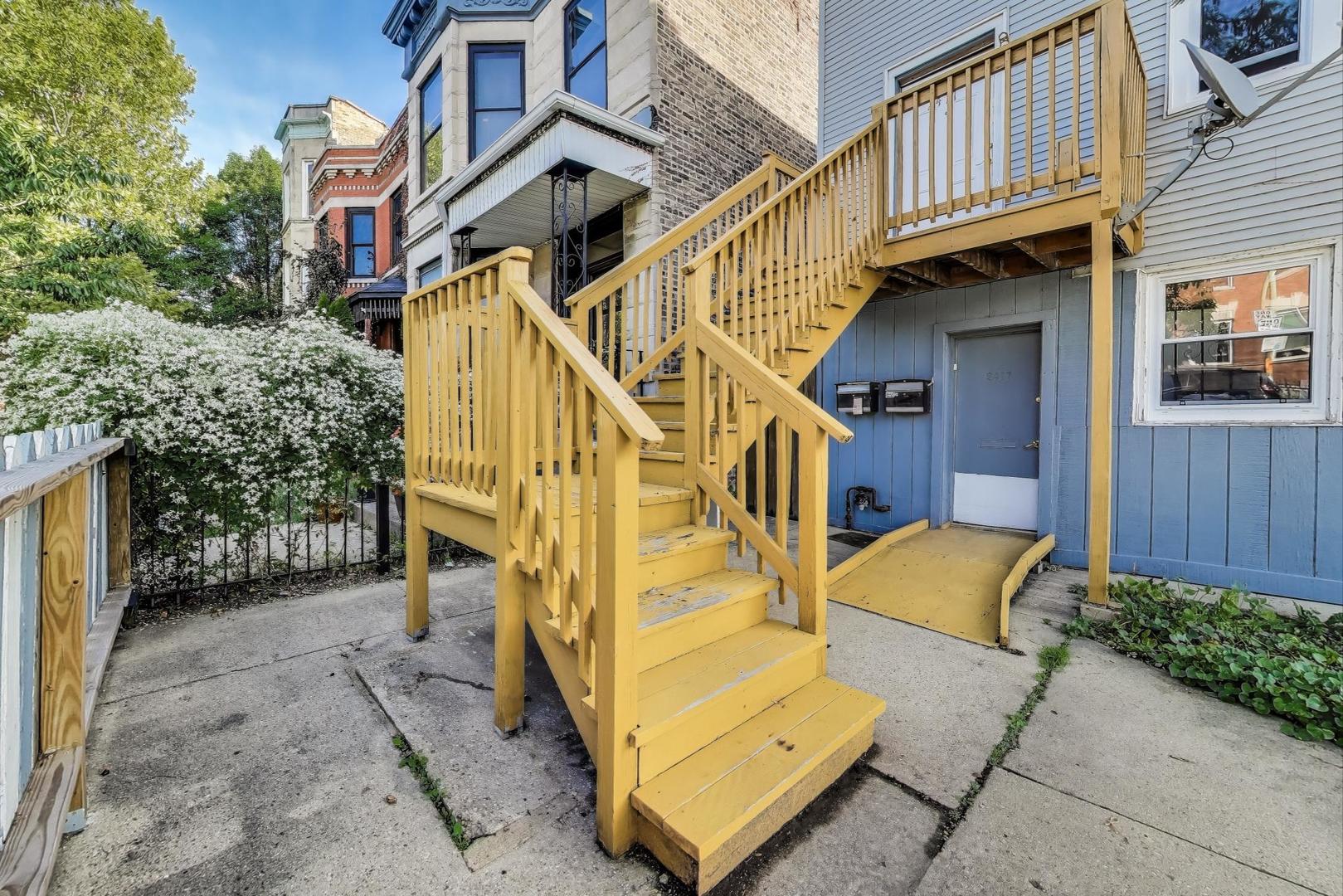 2417 N Washtenaw Avenue