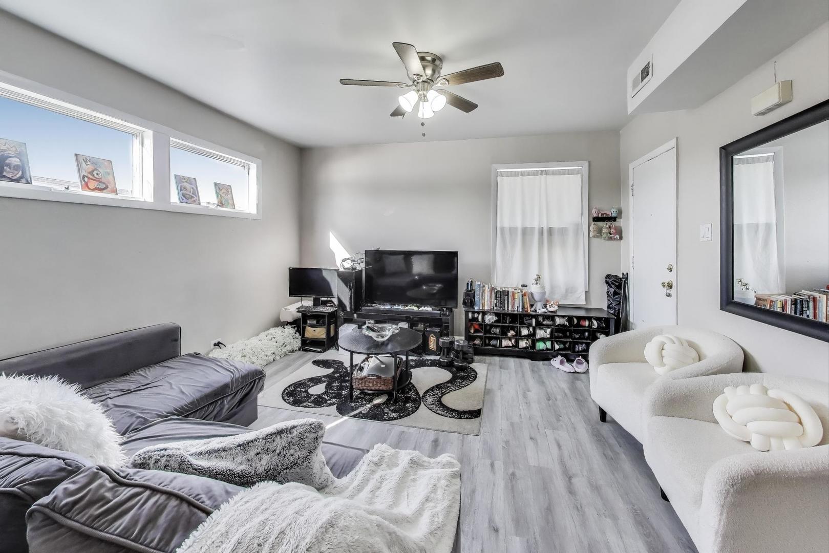 2417 N Washtenaw Avenue