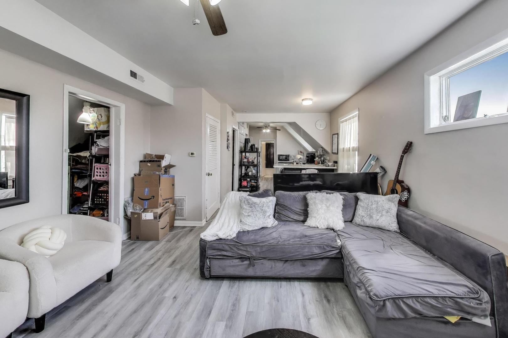 2417 N Washtenaw Avenue