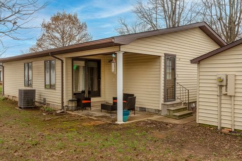 Tiny photo for 407 N Sims Street, Royalton, IL 62983 (MLS # 12590329)