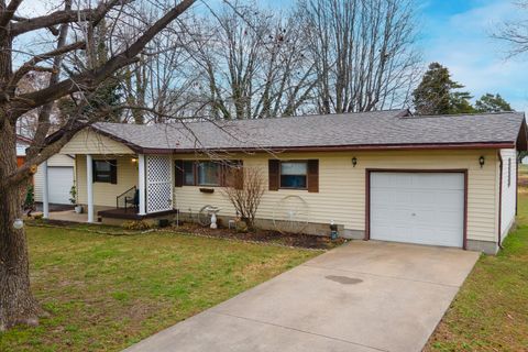 Tiny photo for 407 N Sims Street, Royalton, IL 62983 (MLS # 12590329)