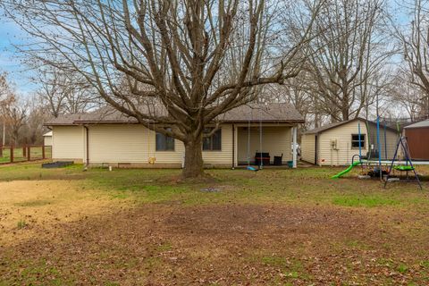 Tiny photo for 407 N Sims Street, Royalton, IL 62983 (MLS # 12590329)