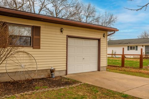 Tiny photo for 407 N Sims Street, Royalton, IL 62983 (MLS # 12590329)