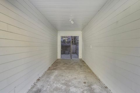 Tiny photo for 3533 N Fremont Street #2, Chicago, IL 60657 (MLS # 12512225)