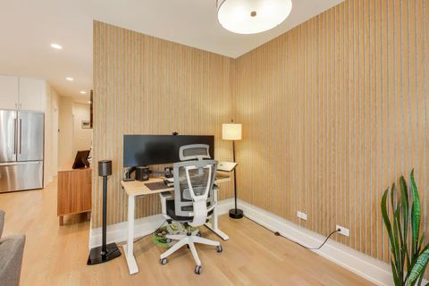 Tiny photo for 3533 N Fremont Street #2, Chicago, IL 60657 (MLS # 12512225)