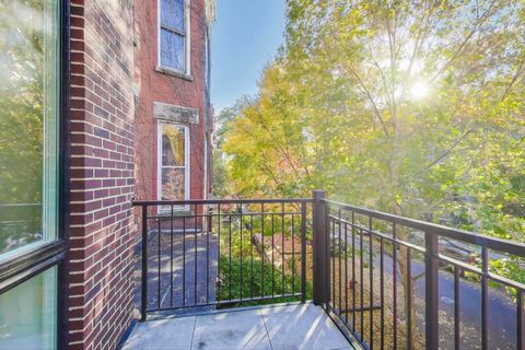 Tiny photo for 3533 N Fremont Street #2, Chicago, IL 60657 (MLS # 12512225)