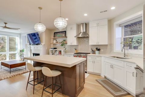 Tiny photo for 3533 N Fremont Street #2, Chicago, IL 60657 (MLS # 12512225)