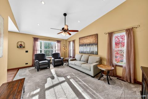 Tiny photo for 2843 Forestview Drive, Carpentersville, IL 60110 (MLS # 12519673)