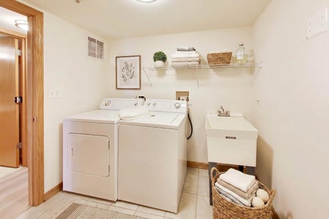 Tiny photo for 4401 Pershing Avenue #2N, Downers Grove, IL 60515 (MLS # 12738904)