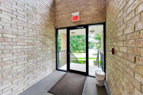 Tiny photo for 4401 Pershing Avenue #2N, Downers Grove, IL 60515 (MLS # 12738904)
